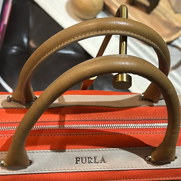 Authentic Furla Laila Bauletto Medium Satchel in Orange & Expresso Brown, EUC - Picture 5 of 16
